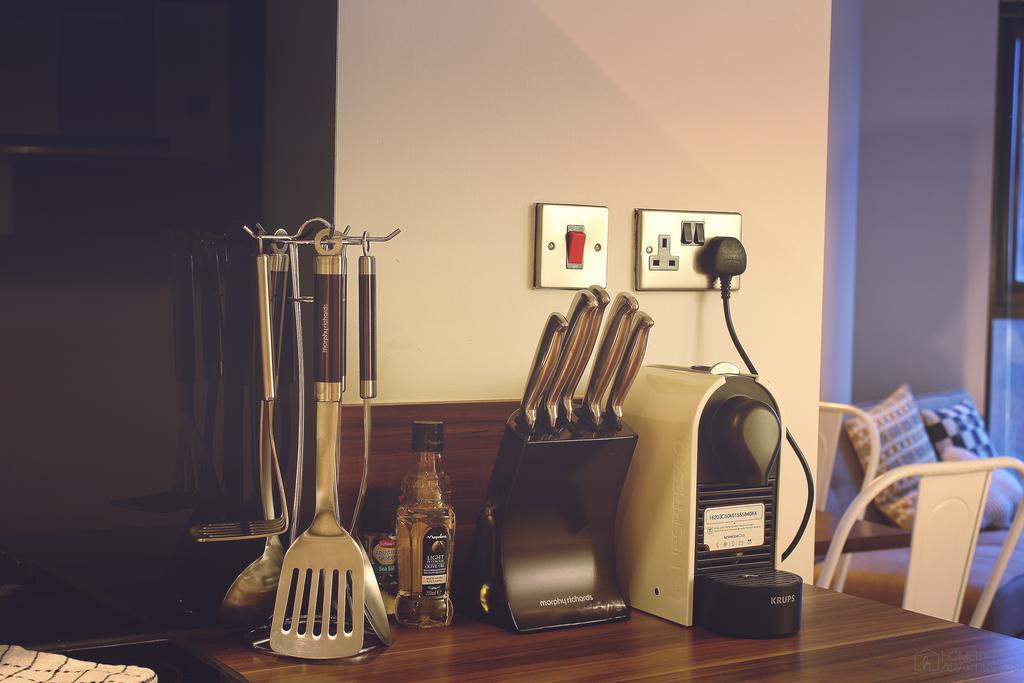 Homely Serviced Apartments - Blonk St Sheffield Esterno foto