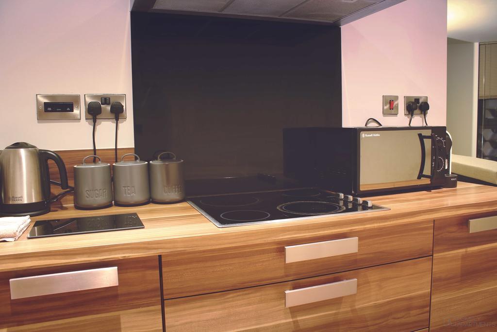 Homely Serviced Apartments - Blonk St Sheffield Esterno foto