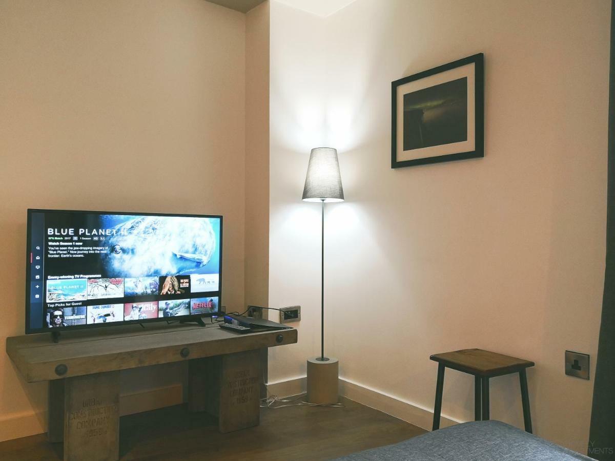 Homely Serviced Apartments - Blonk St Sheffield Esterno foto