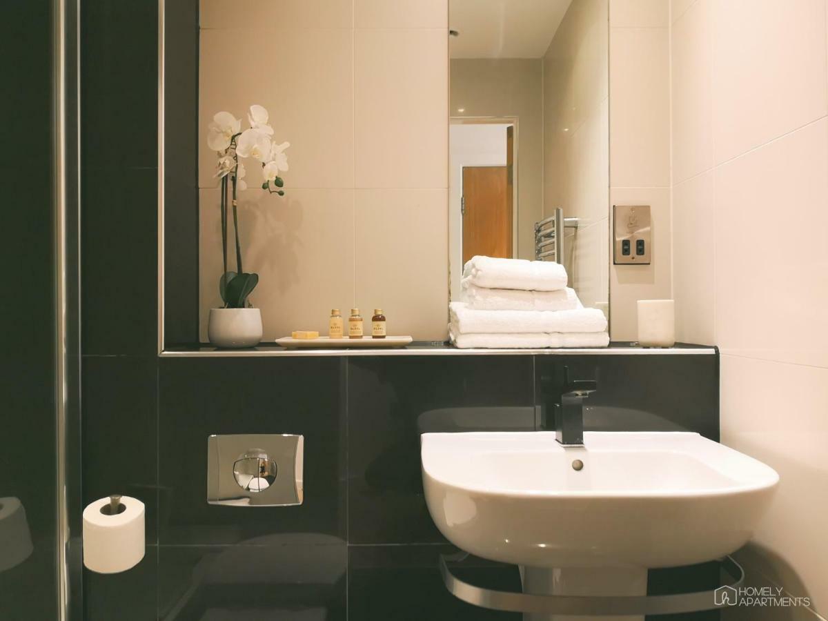 Homely Serviced Apartments - Blonk St Sheffield Esterno foto